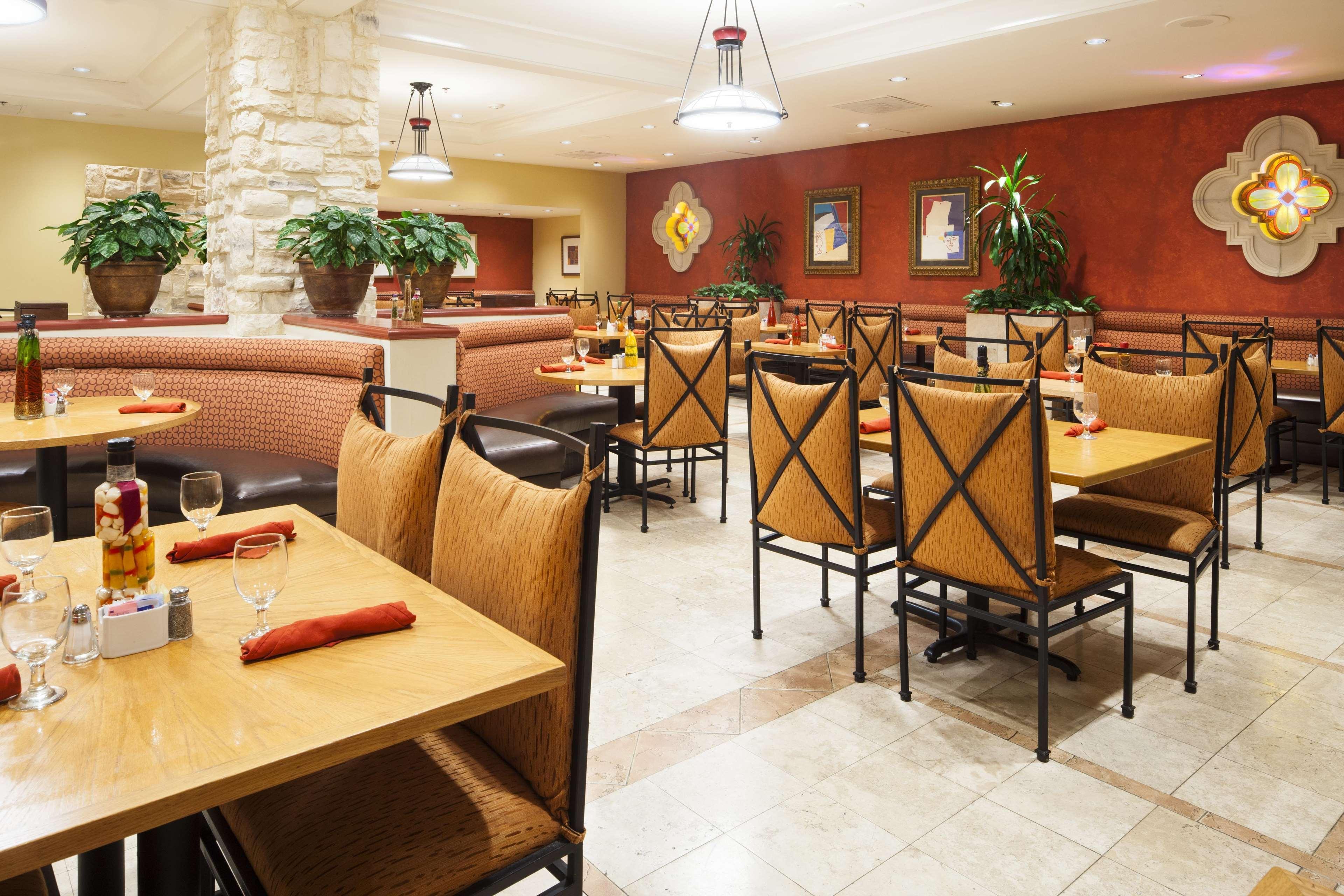 Estancia Del Norte San Antonio, A Tapestry Hotel By Hilton Экстерьер фото