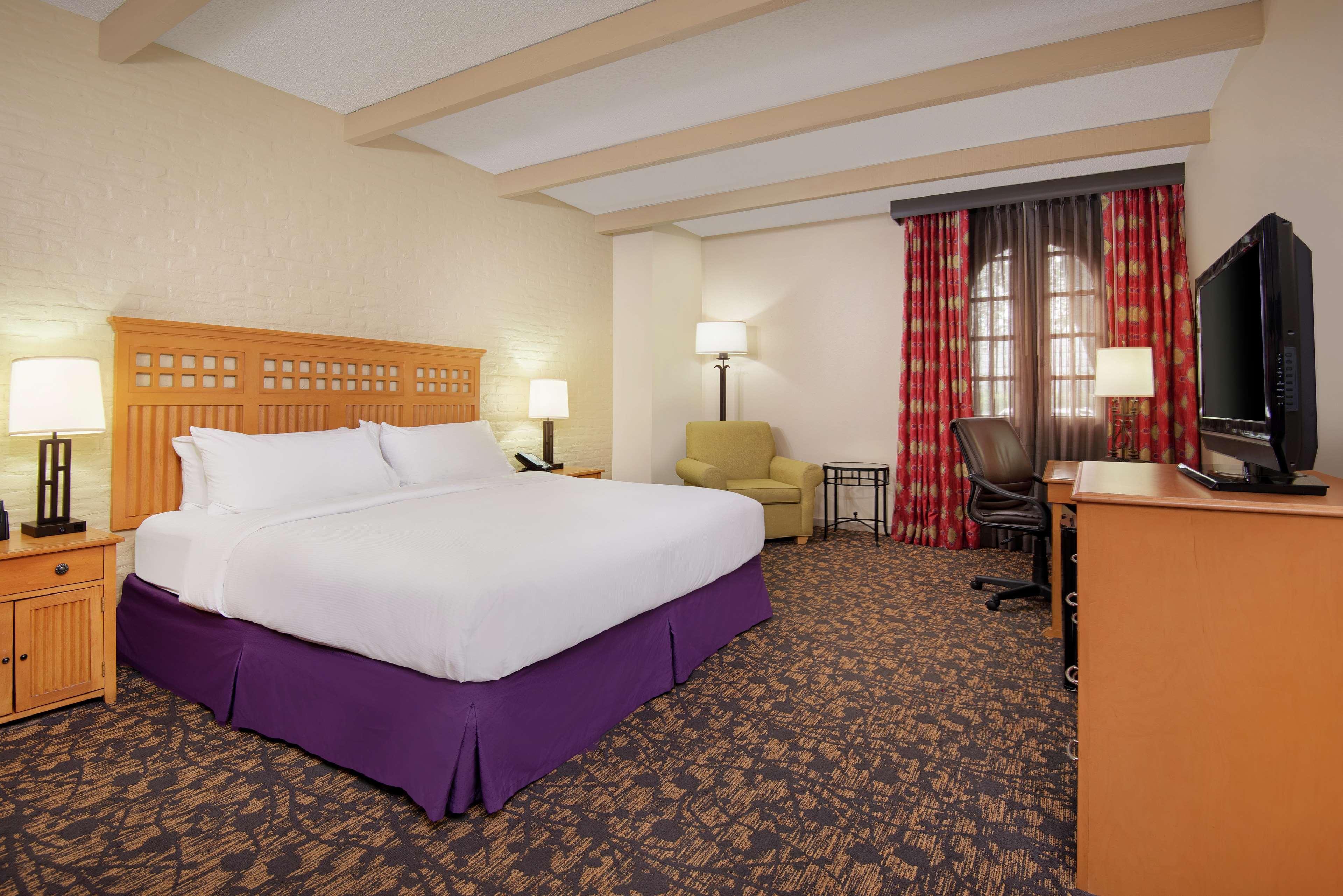 Estancia Del Norte San Antonio, A Tapestry Hotel By Hilton Экстерьер фото